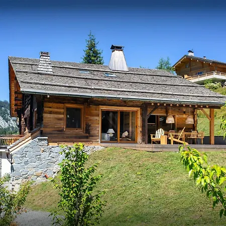 Frontflip - Ovo Network Chalet *